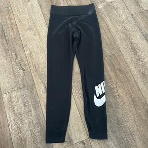 NIKE BLACK LEGGINGS SMALL